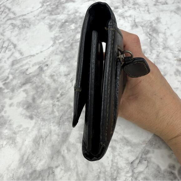 FOSSIL Black Genuine Leather Embossed Logo Trifold Wallet - Picture 4 of 15